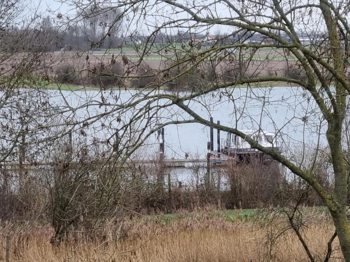 Wijk en Aalburg B&B Maaslandje المظهر الخارجي الصورة